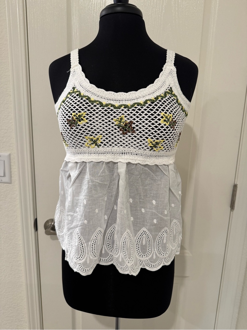 White Crochet & Eyelet Sleeveless Tank Top